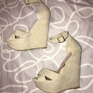 Steve Madden Wedges